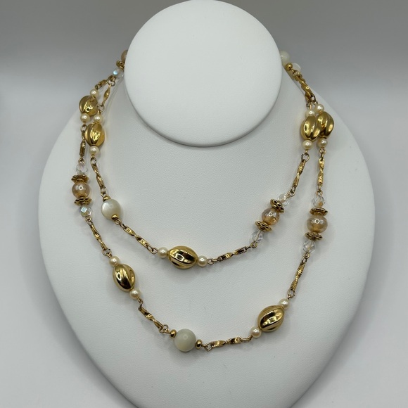 1928 - Gold & Cream & AB Beaded Necklace - Picture 1 of 6